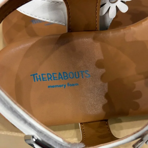 Thereabouts ,Size3 (Girl)White Floral Sandals - Picture 6 of 17